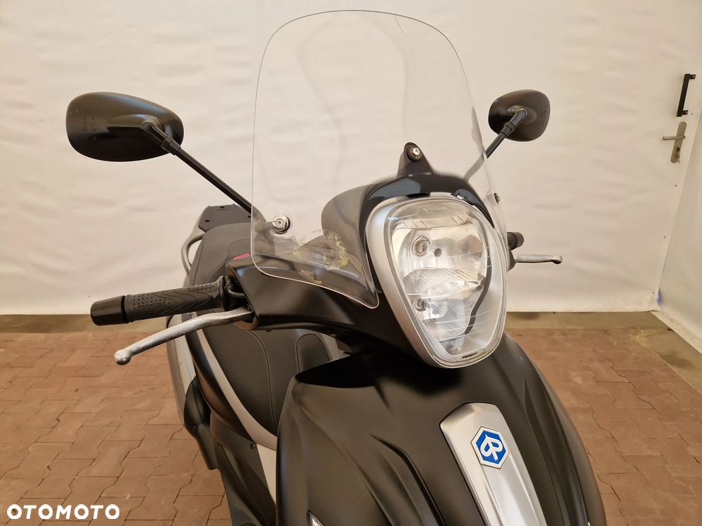 Piaggio Beverly - 13