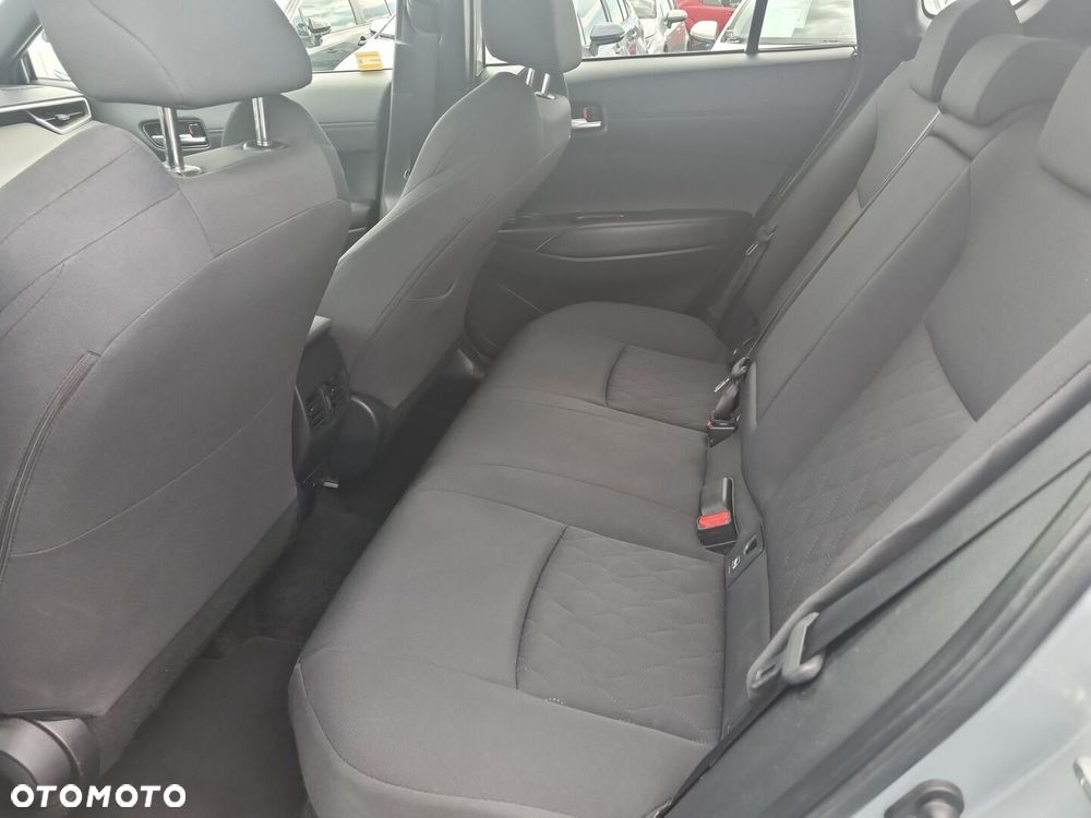 Toyota Corolla Cross - 13