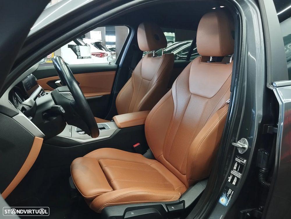 BMW 320 d Auto - 17