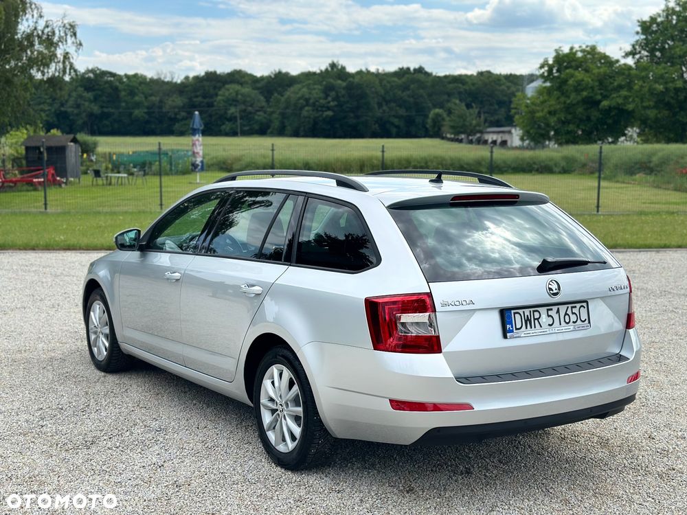 Skoda Octavia 1.6 TDI Elegance - 6