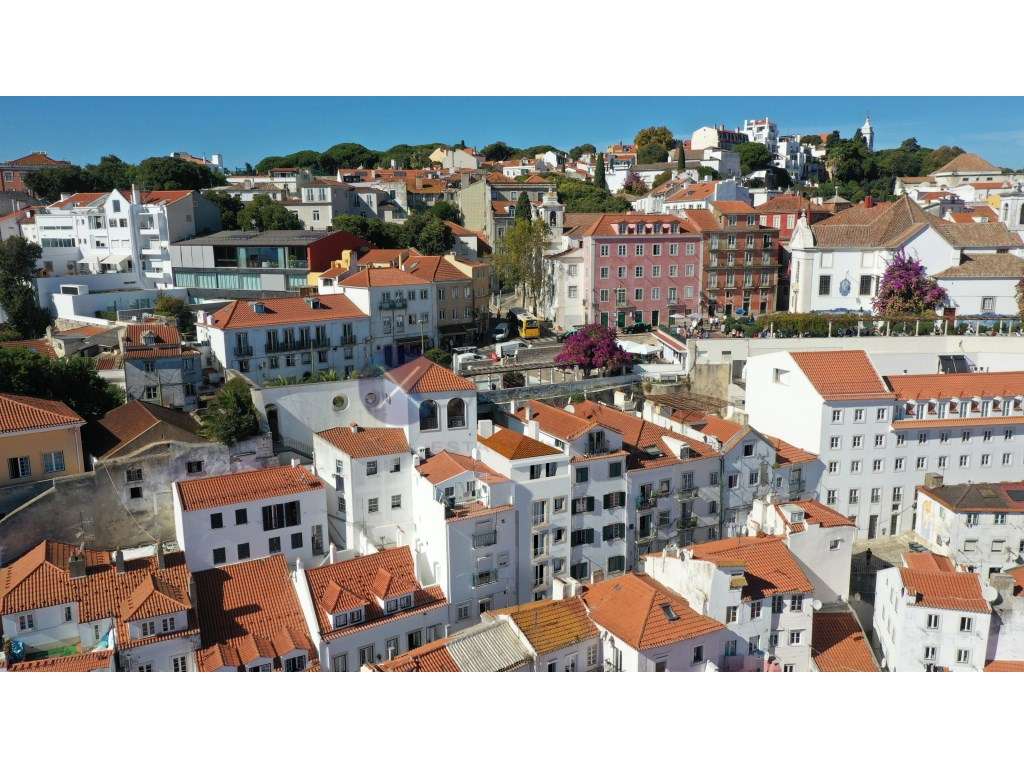 Predio para construção, para venda em Alfama, com vista de Rio.
RU... - Grande imagem: 4/12