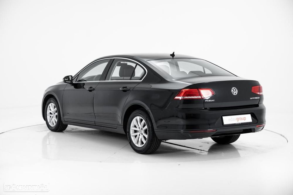 VW Passat - 5