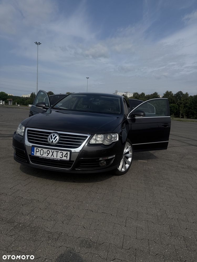 Volkswagen Passat 2.0 TDI DPF Highline - 4