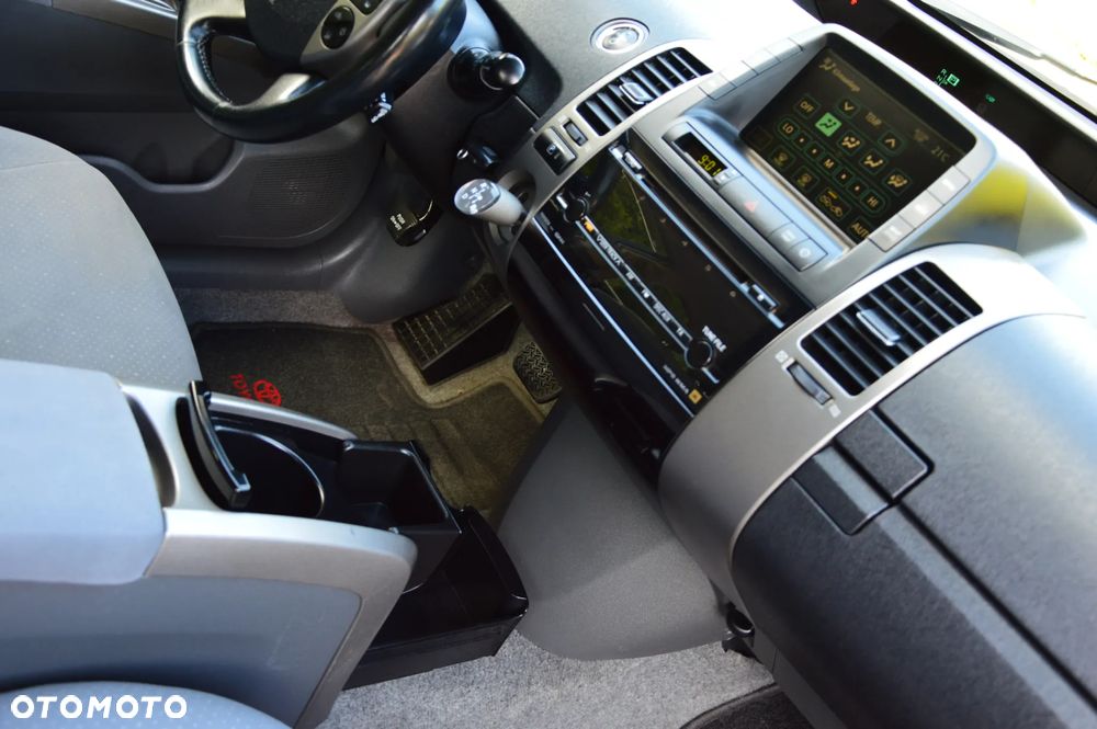 Toyota Prius - 24