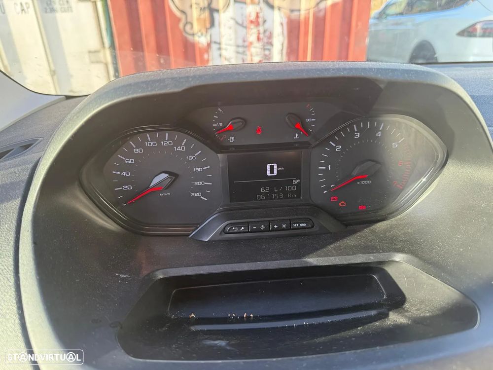 Peugeot PARTENER - 2