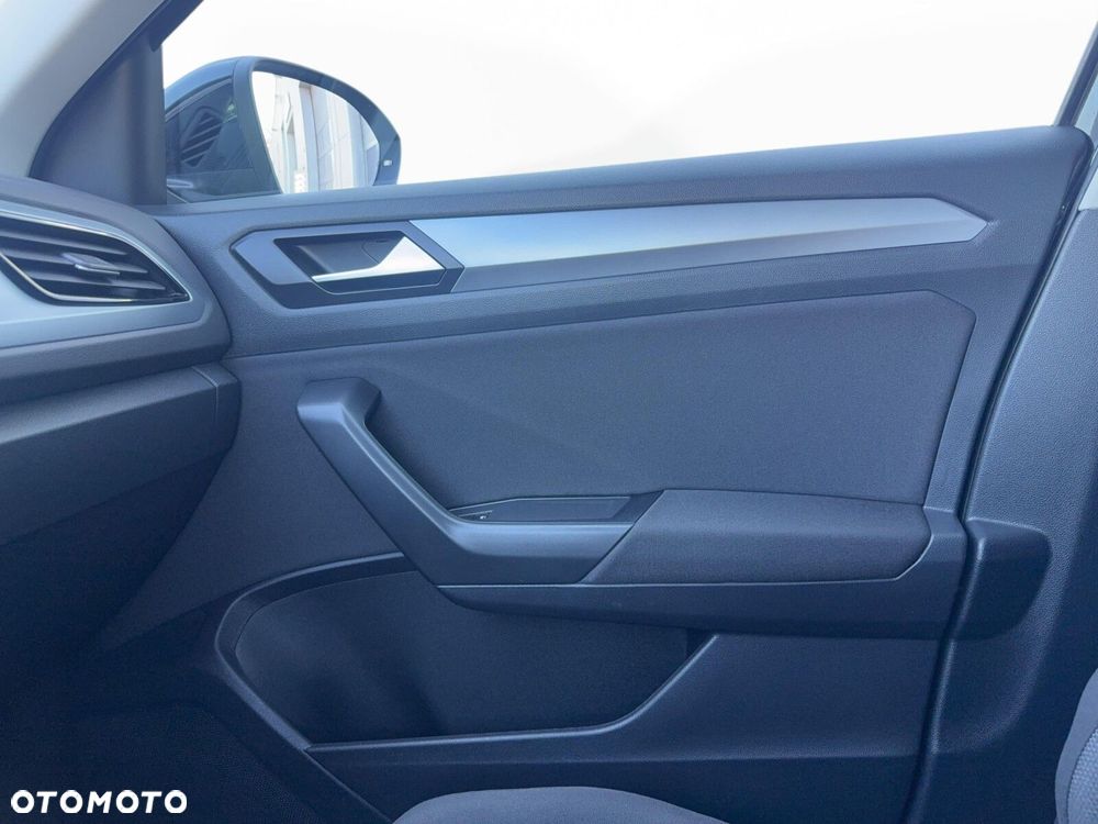 Volkswagen T-Roc - 22