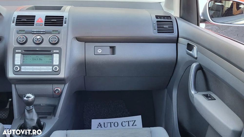 Volkswagen Touran 1.9 TDI - 30