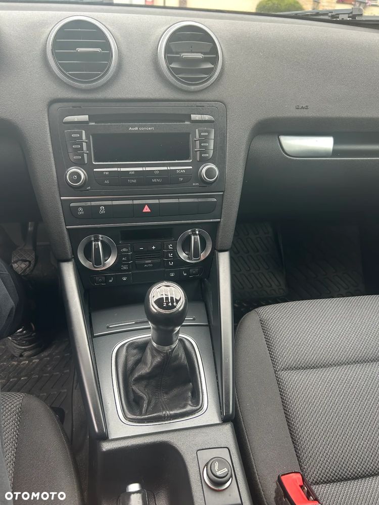 Audi A3 Sportback 2.0 TDI DPF Ambiente - 6