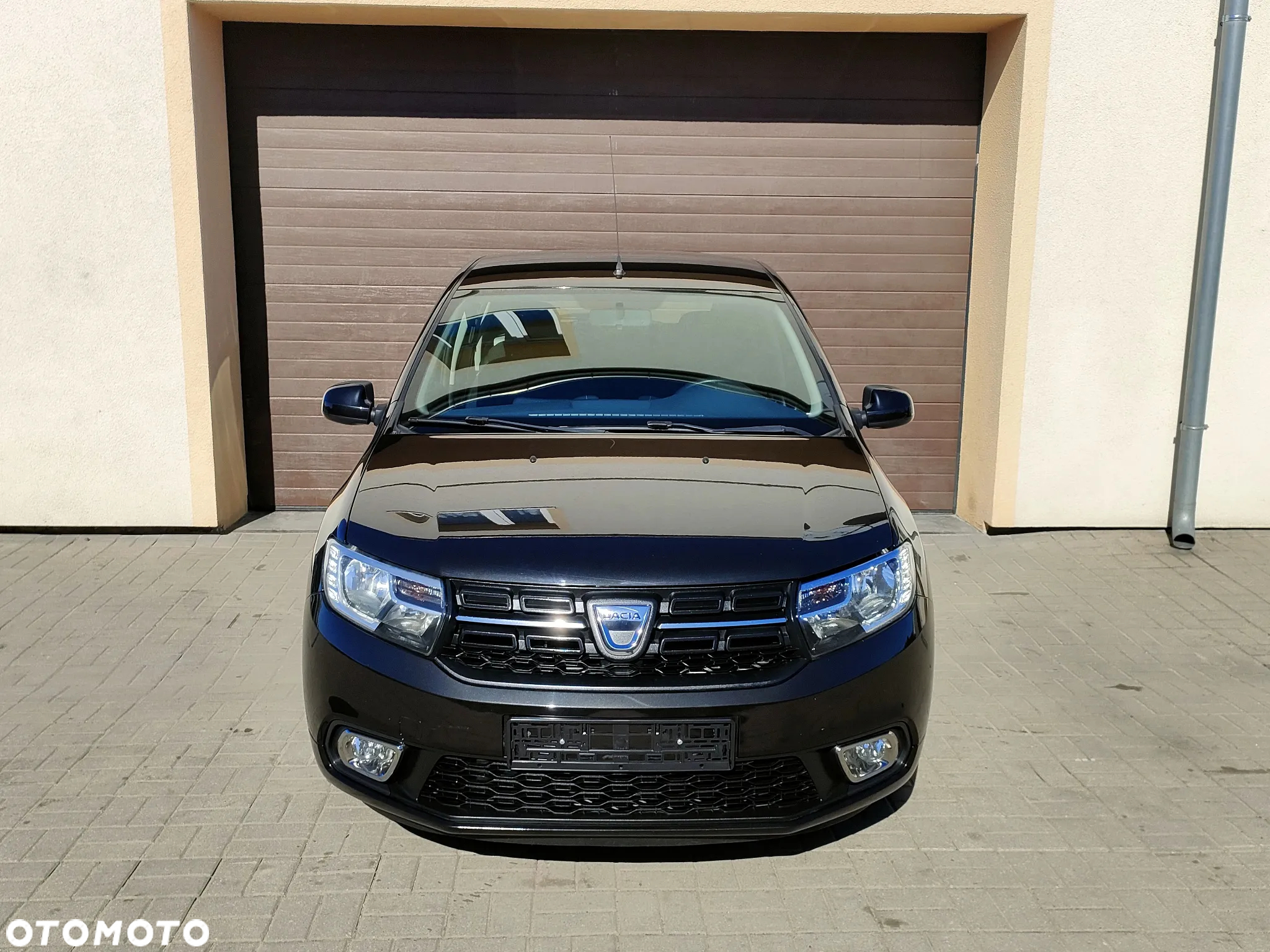 Dacia Sandero 1.2 16V 75 Laureate - 26