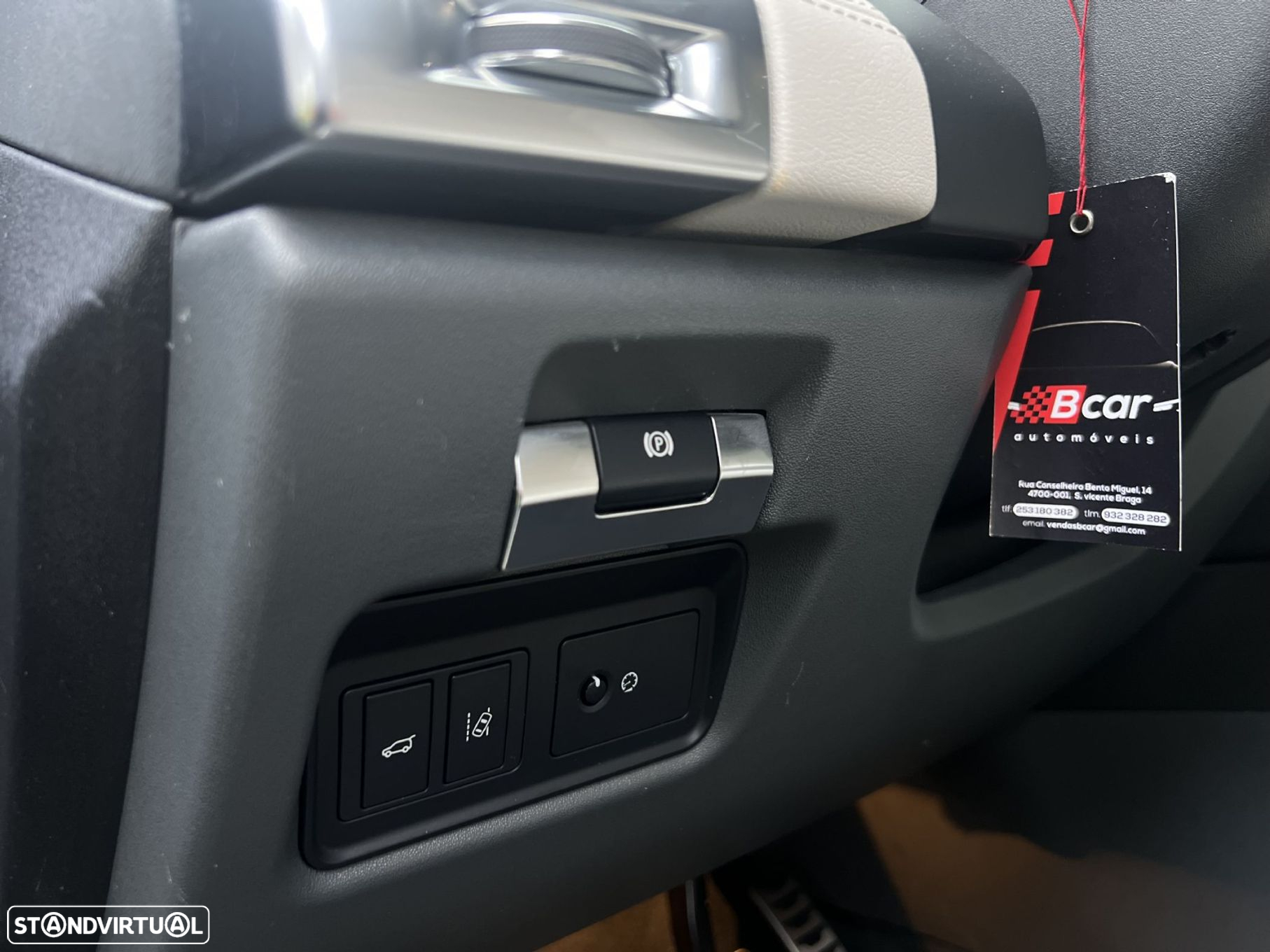 Jaguar E-Pace 2.0 i4D R-Dynamic S - 39