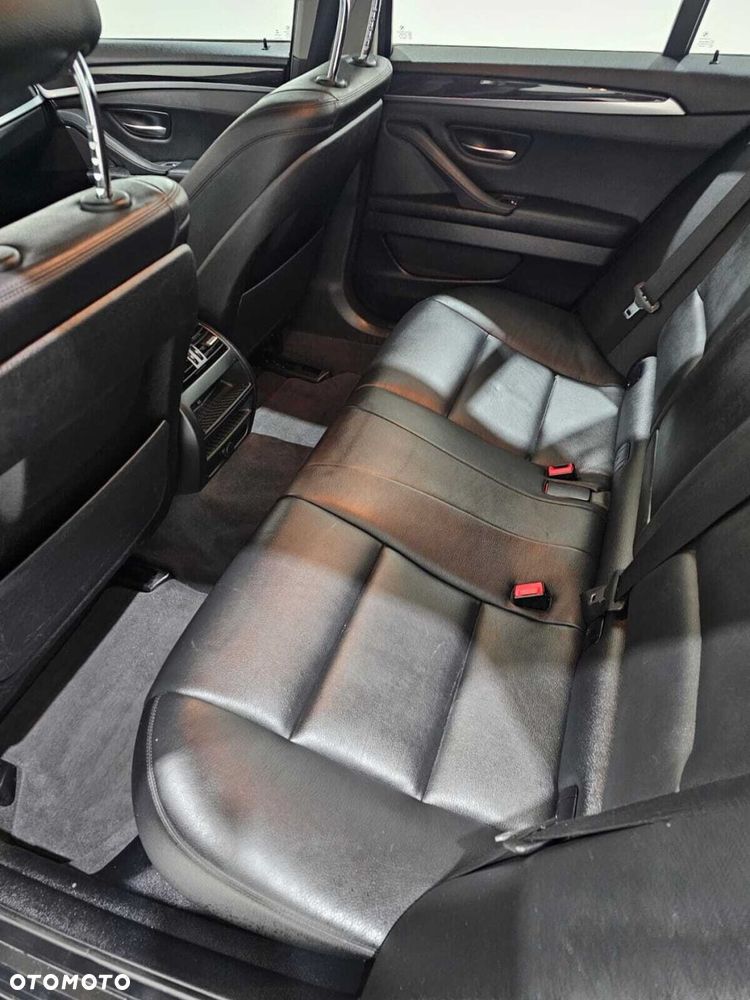 BMW Seria 5 - 10