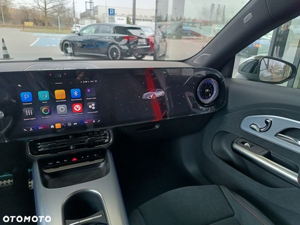 Mercedes-Benz CLA - 13