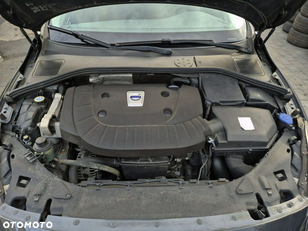 Volvo V60 D3 Momentum - 11