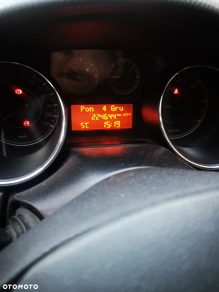 Fiat Bravo 1.9 Multijet Dynamic - 4