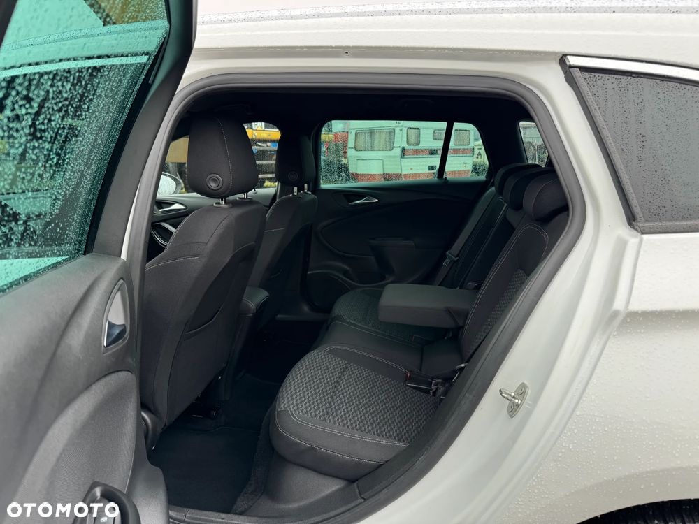 Opel Astra 1.4 Turbo Start/Stop Innovation - 5