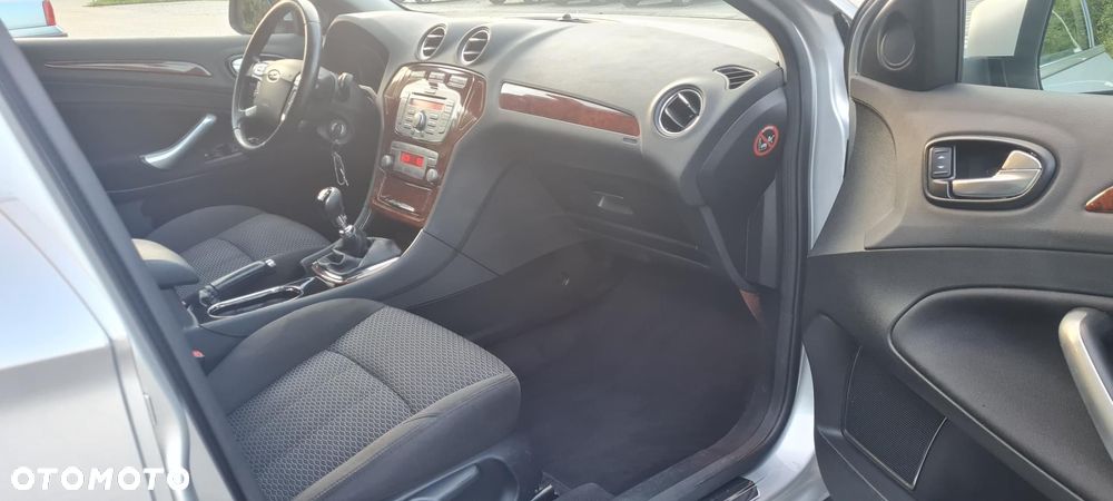 Ford Mondeo 1.8 TDCi Ghia - 20