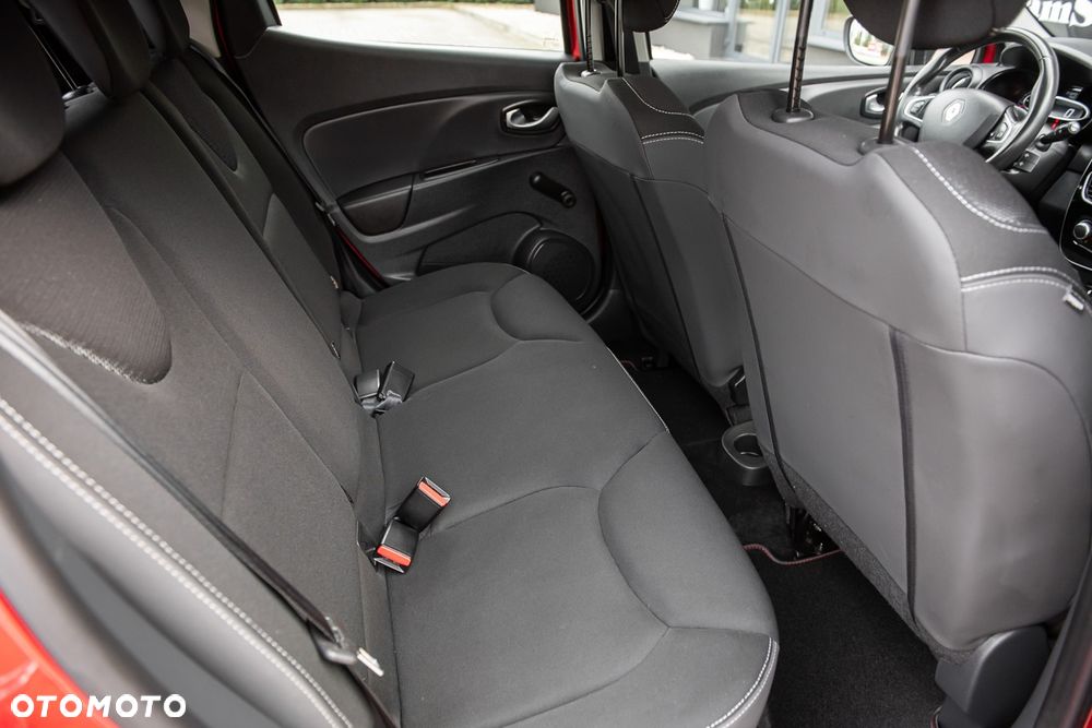 Renault Clio - 26