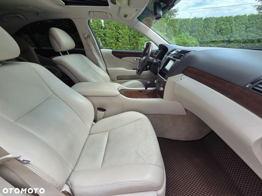 Lexus LS 460 Elegance - 11