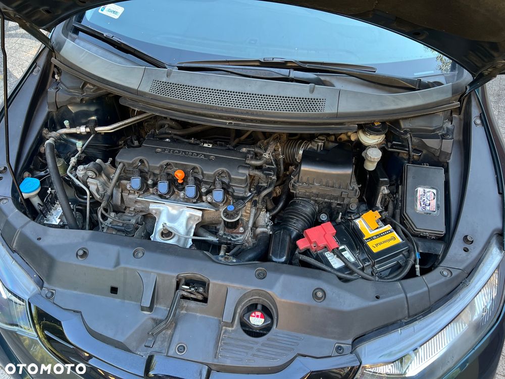 Honda Civic 1.8 Sport - 13