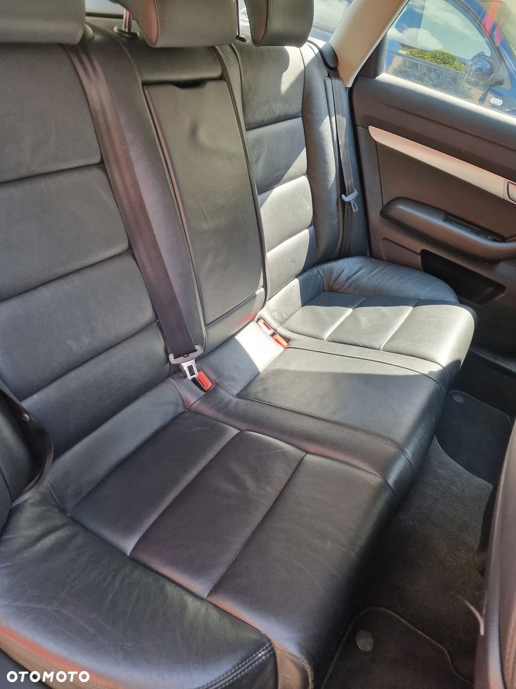 Audi A6 Avant 2.0 TDI - 24
