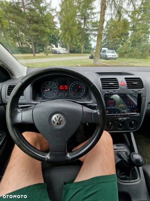 Volkswagen Golf V 1.6 Comfortline - 4