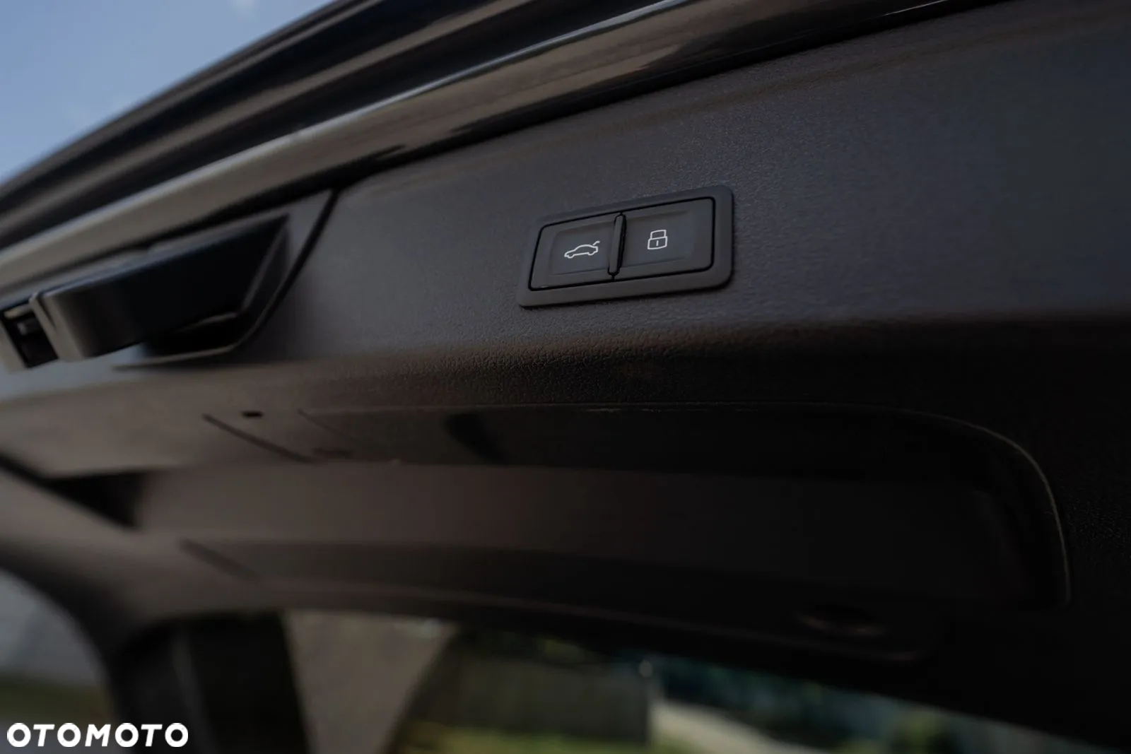 Audi A4 2.0 TDI Sport S tronic - 29