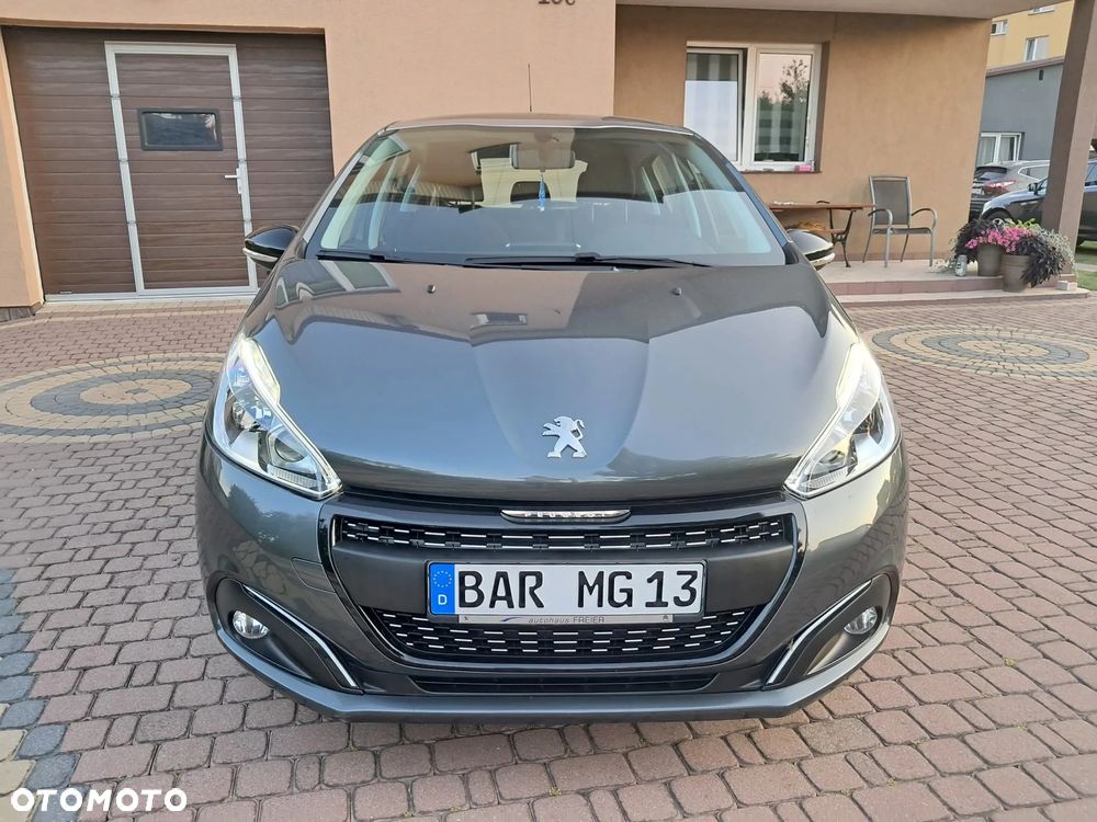Peugeot 208 PureTech 82 Allure - 8