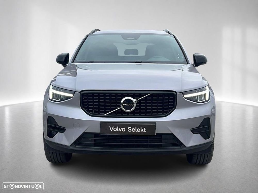 Volvo XC 40 2.0 B3 Plus Dark - 9