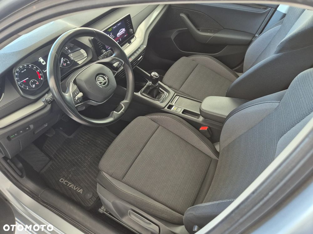 Skoda Octavia 2.0 TDI Ambition - 15