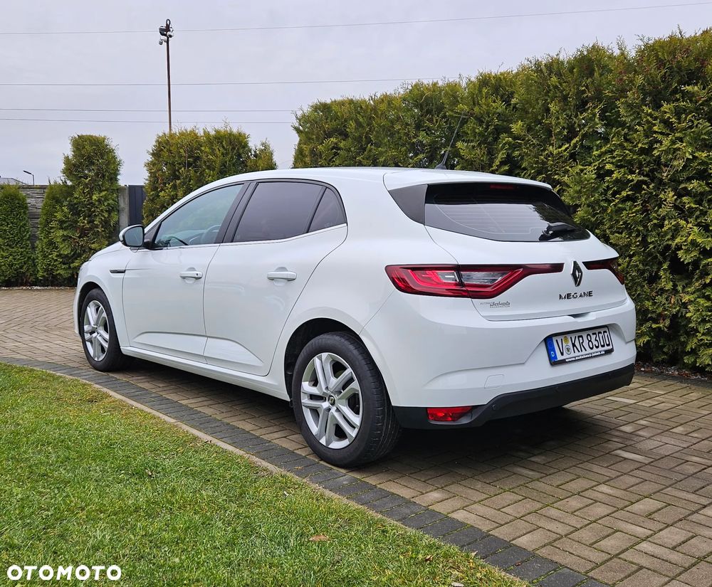 Renault Megane ENERGY TCe 100 LIFE - 11