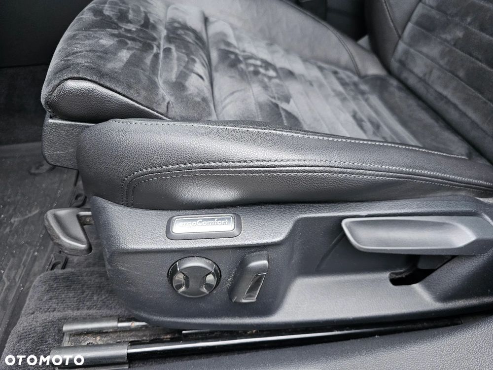 Volkswagen Passat 1.8 TSI BMT Comfortline DSG - 18