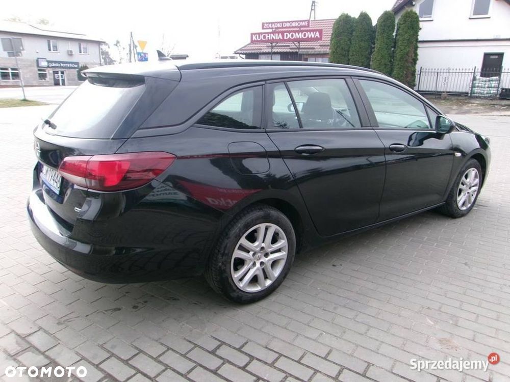 Opel Astra - 4