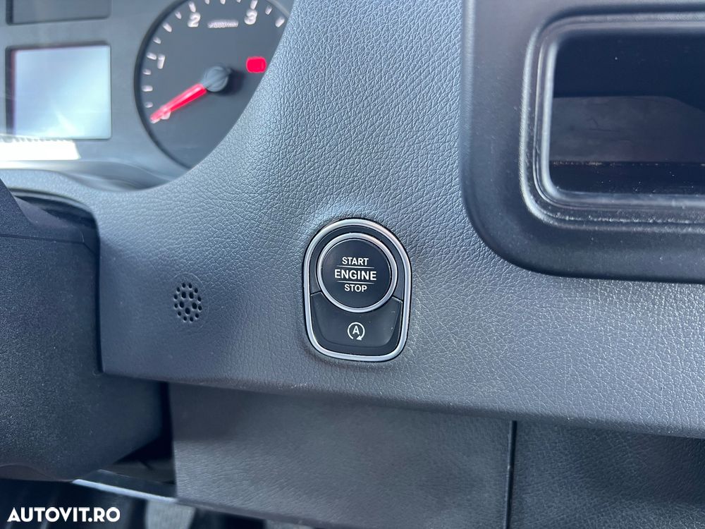 Mercedes-Benz Sprinter Standard HA BASE - 13