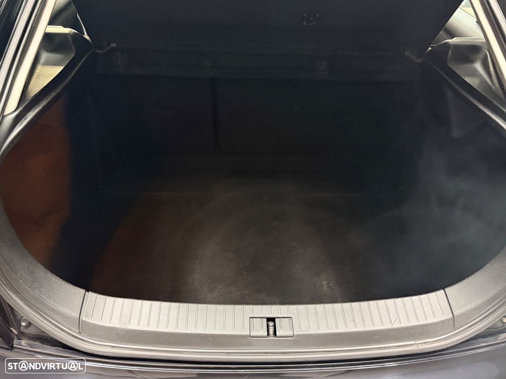 SEAT Leon 1.9 TDI FR - 26