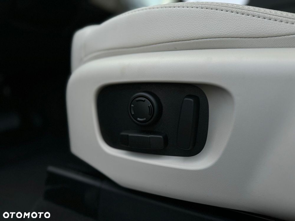 Land Rover Discovery - 9