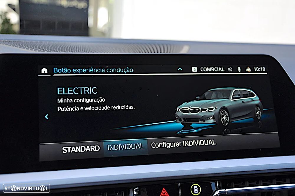 BMW 320 e Touring Corporate Edition Auto - 38