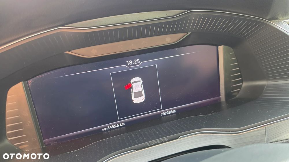 Skoda Superb 2.0 TDI SCR Ambition DSG - 9