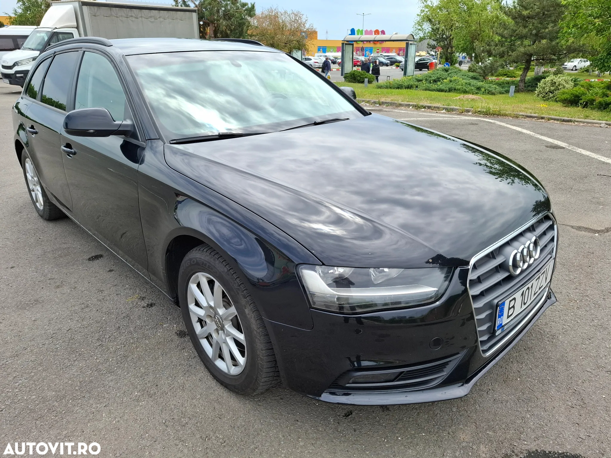 Audi A4 Avant 2.0 TDI DPF multitronic Ambiente - 2