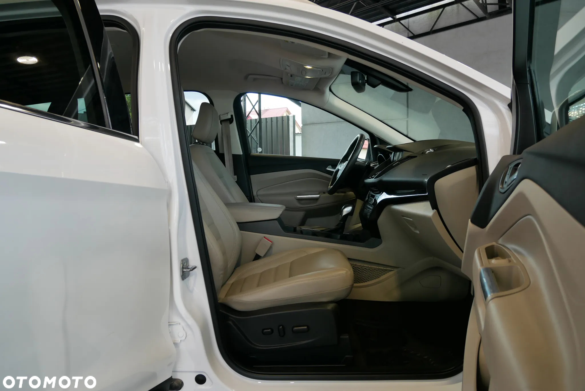 Ford Escape - 11