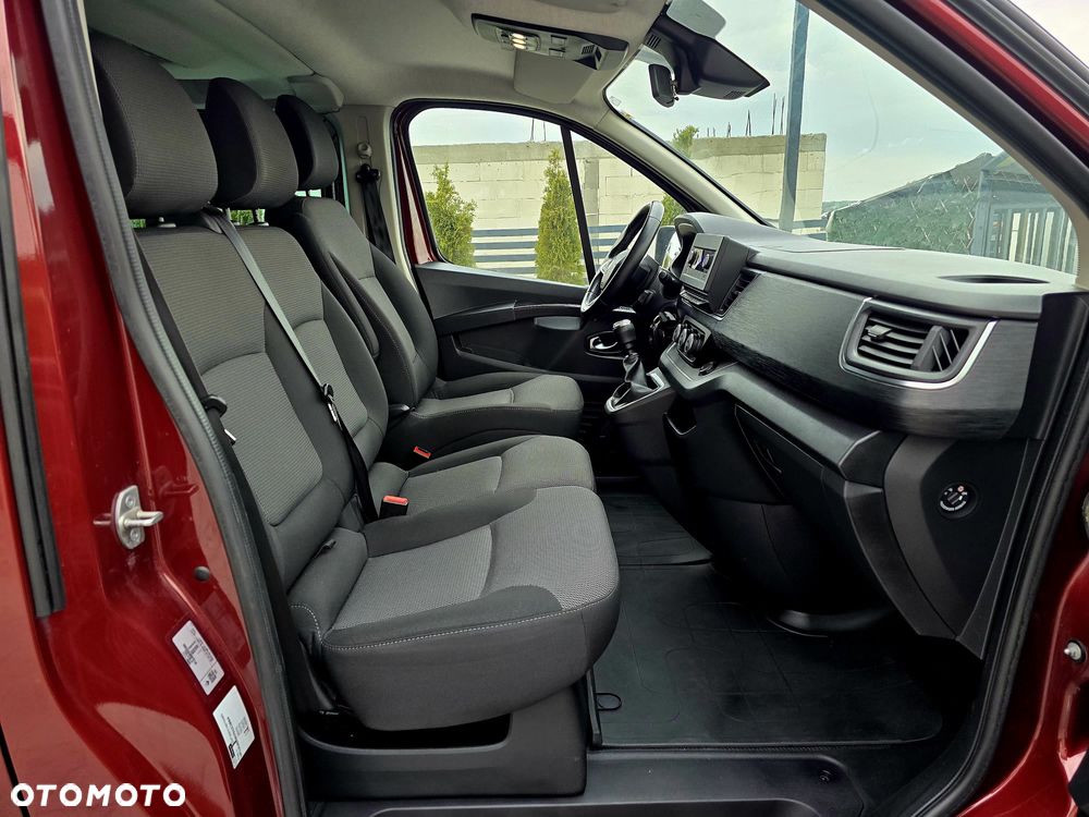 Renault Trafic - 18