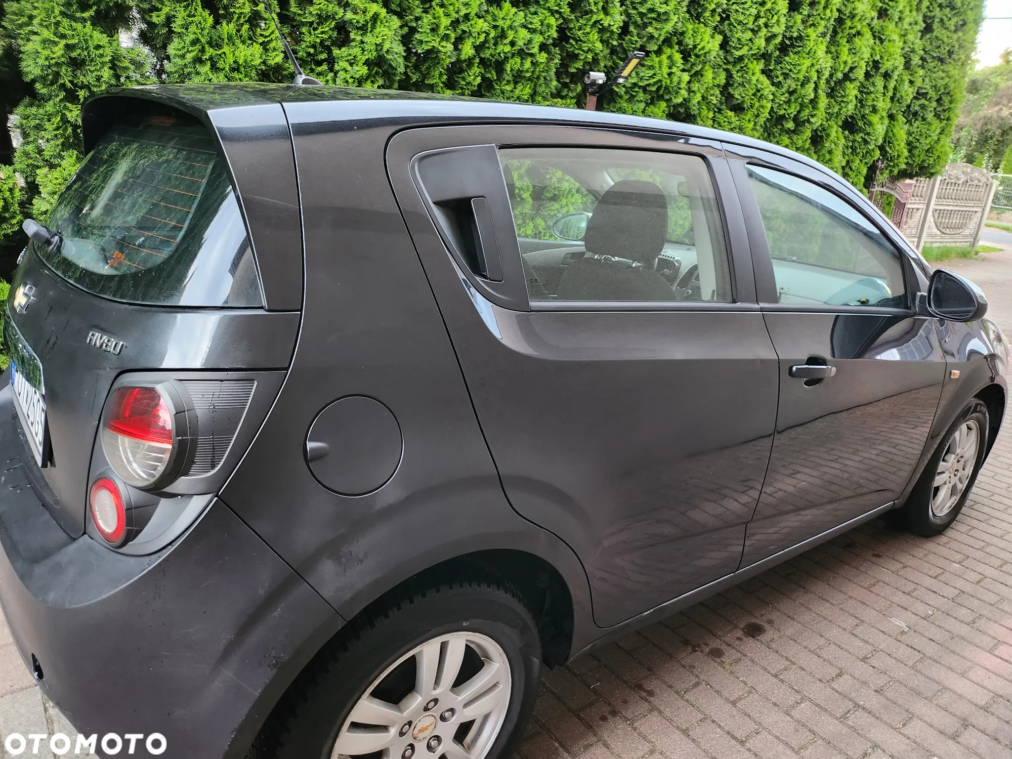 Chevrolet Aveo - 4