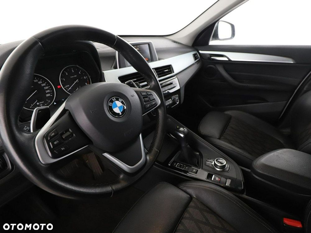 BMW X1 sDrive18d xLine - 15