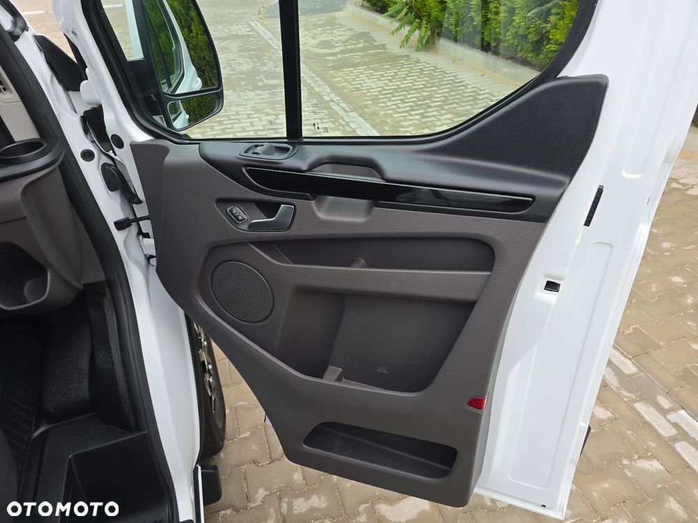 Ford Transit Custom Trail - 19
