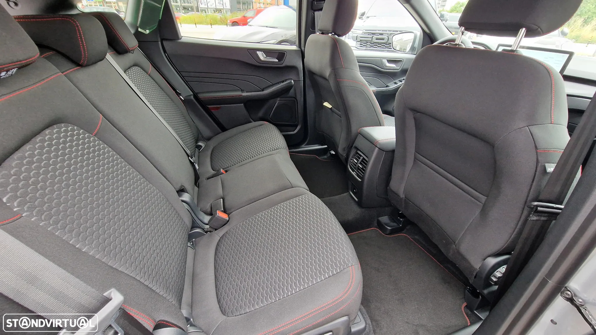 Ford Kuga 2.5 PHEV ST-Line - 19