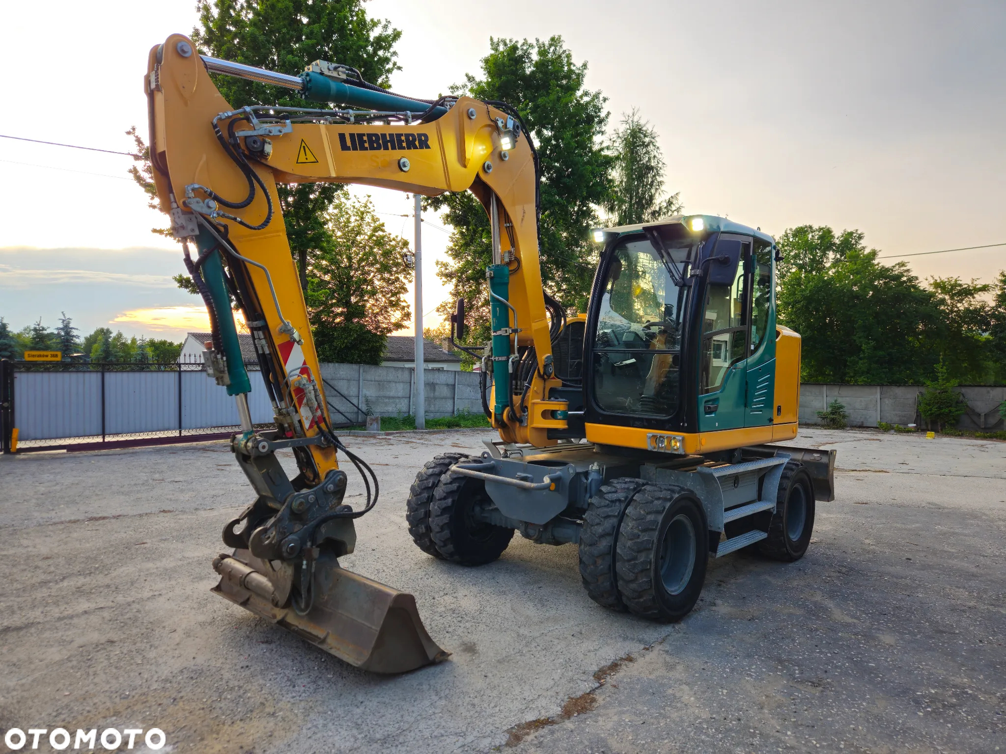 Liebherr 912 compact - 9