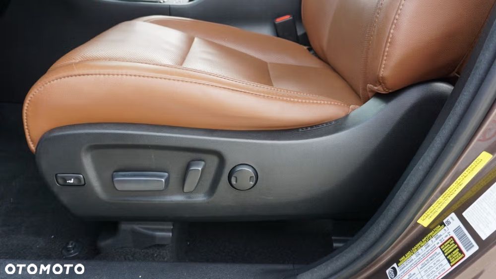 Toyota Highlander - 14