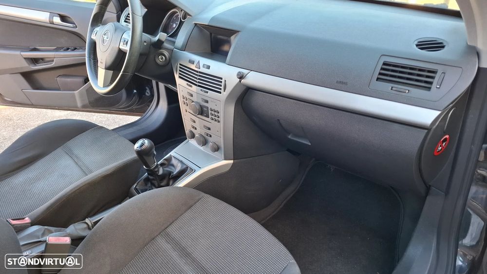 Opel Astra 1.3 CDTi Enjoy - 10