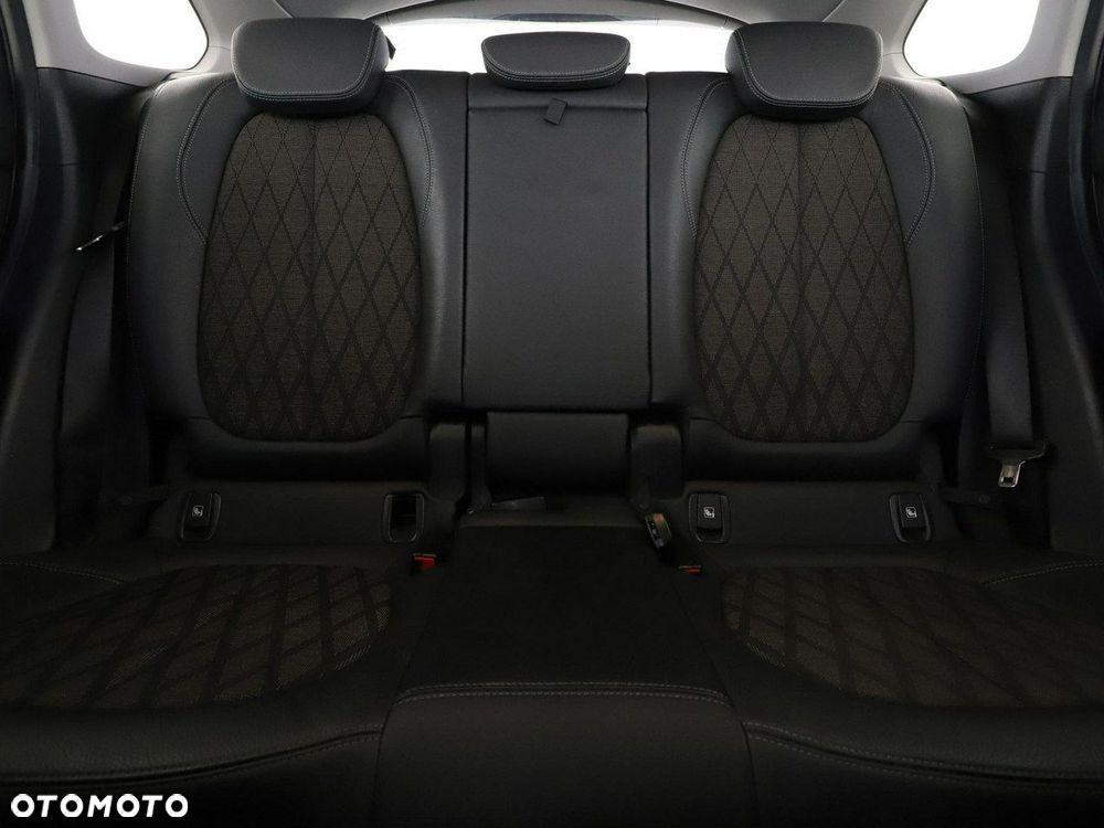 BMW X1 sDrive20d xLine - 19