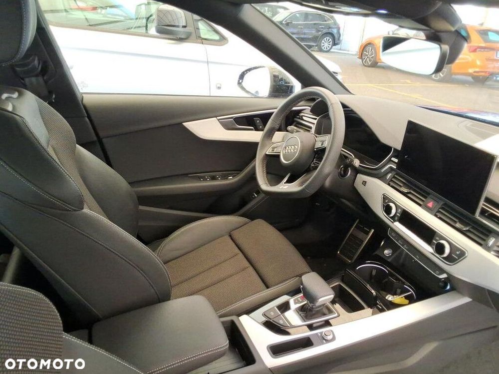 Audi A4 Avant 2023 photo 4