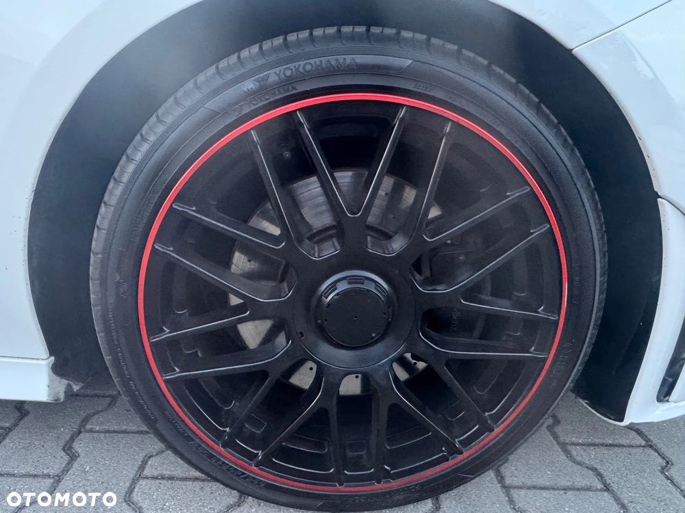 Mercedes-Benz CLA 200 AMG Line 7G-DCT - 23